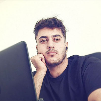 هیمن صادقی
